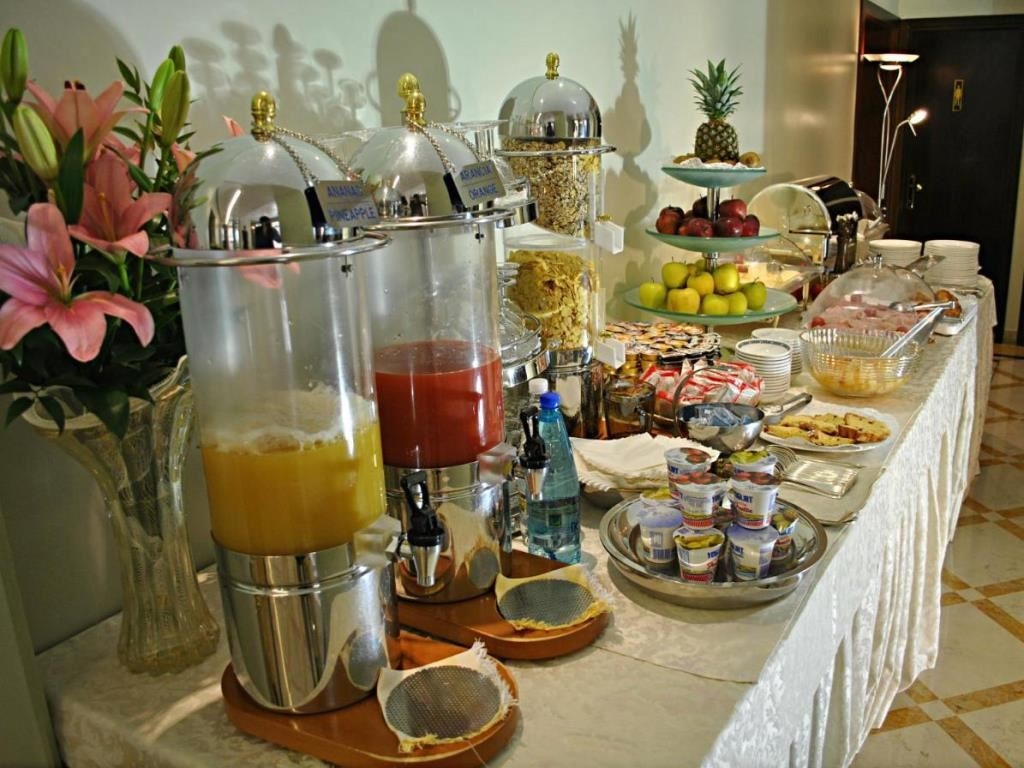 restaurants-breakfast-room