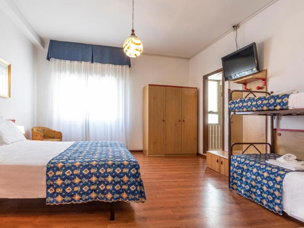 rooms-standard-room-no-balcony