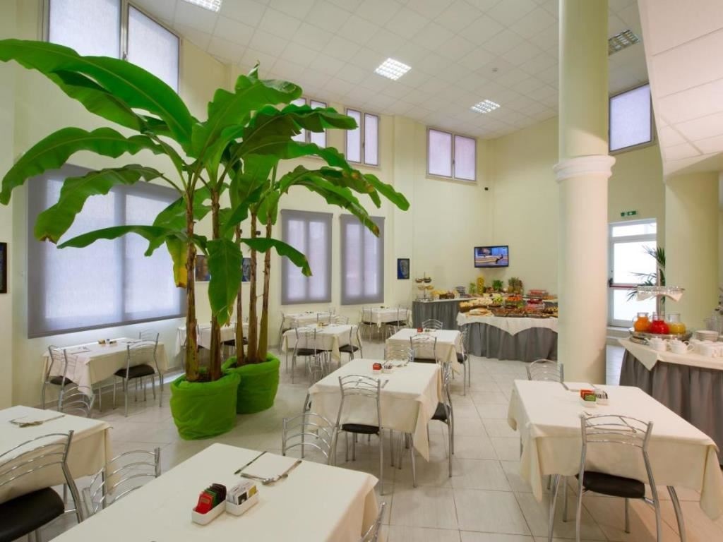 restaurants-breakfast-room