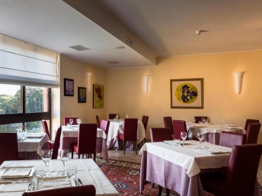 restaurants-restaurant