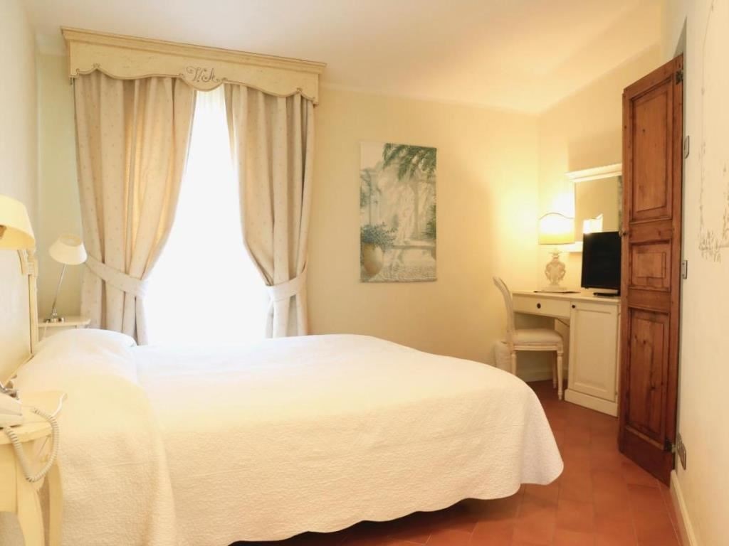 rooms-classic-double-room