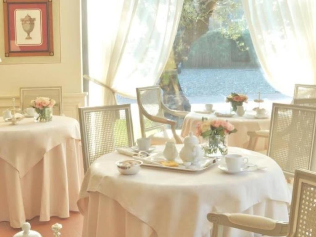 restaurants-restaurant