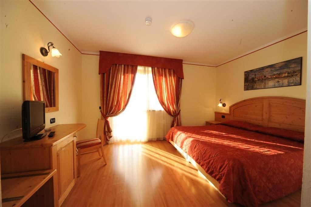 rooms-suite-family-apartment