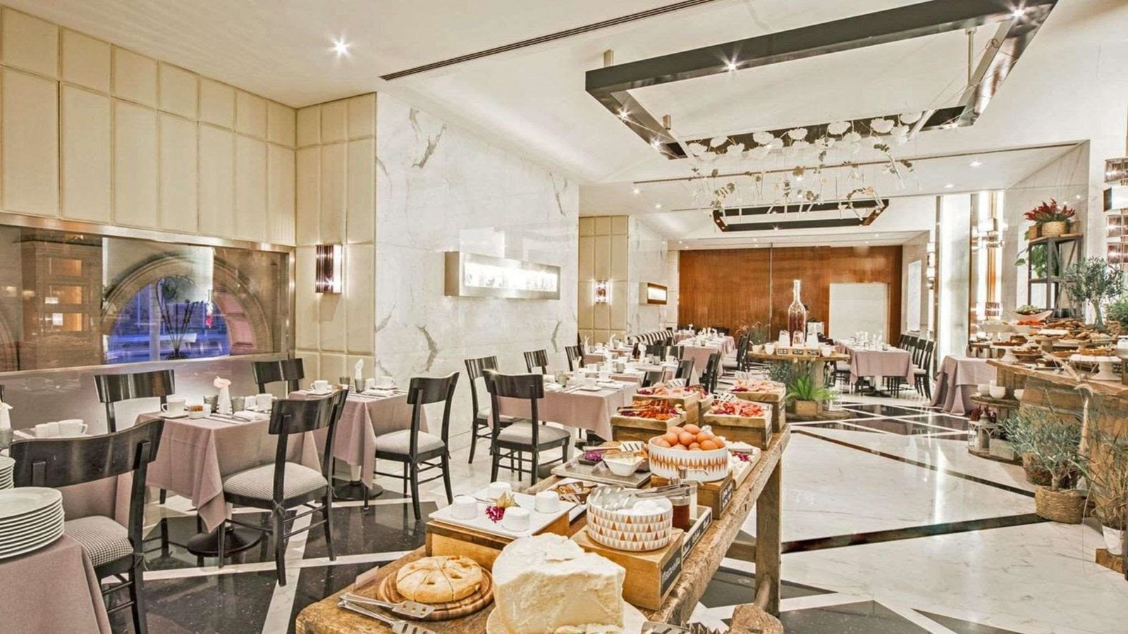 restaurants-restaurants