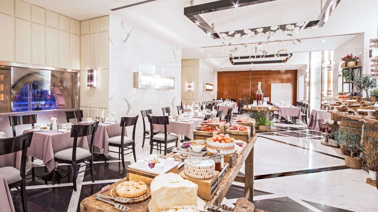 restaurants-restaurants