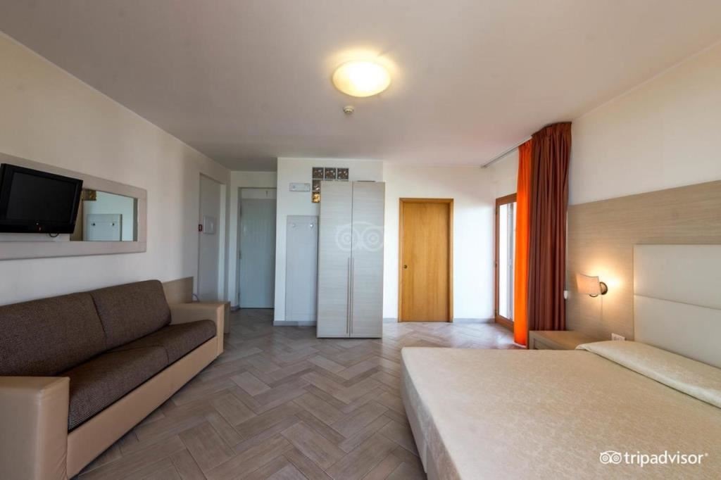 rooms-classic-room-with-balcony-or-terrace