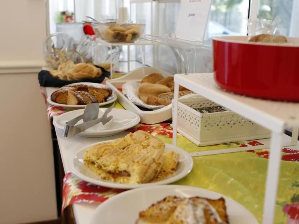 restaurants-restaurant