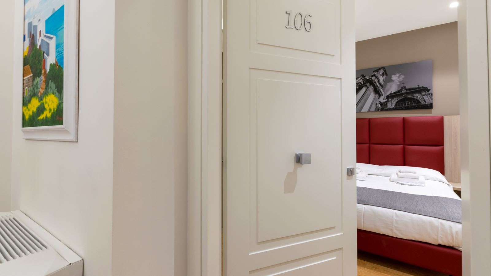 rooms-junior-suite-queen-size-bed