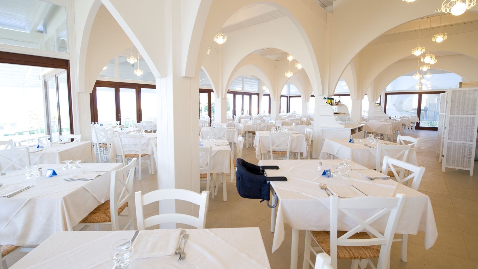 restaurants-restaurants