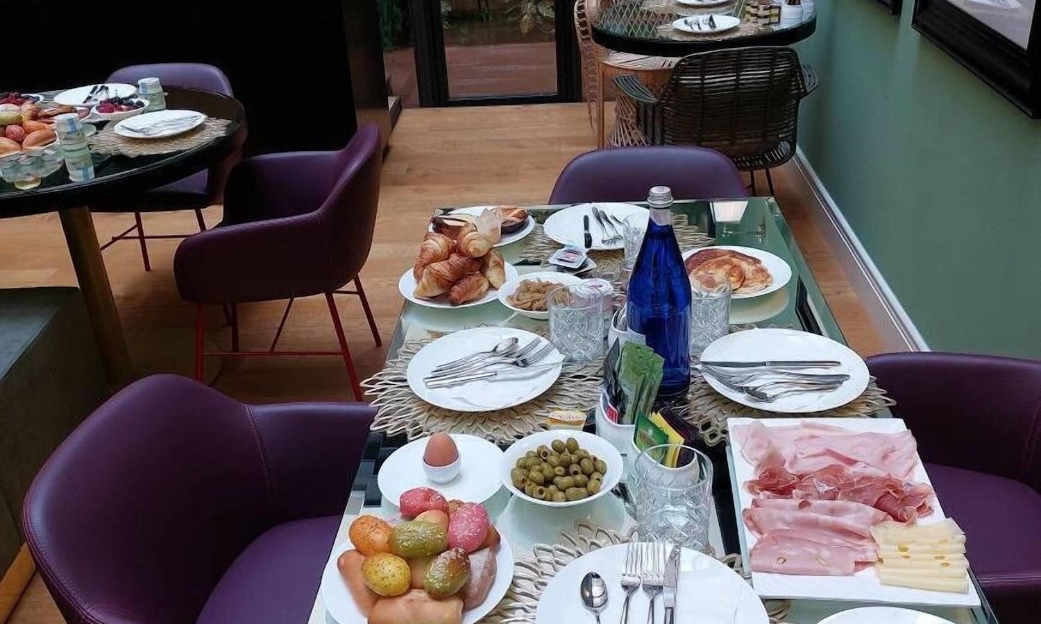 restaurants-restaurants