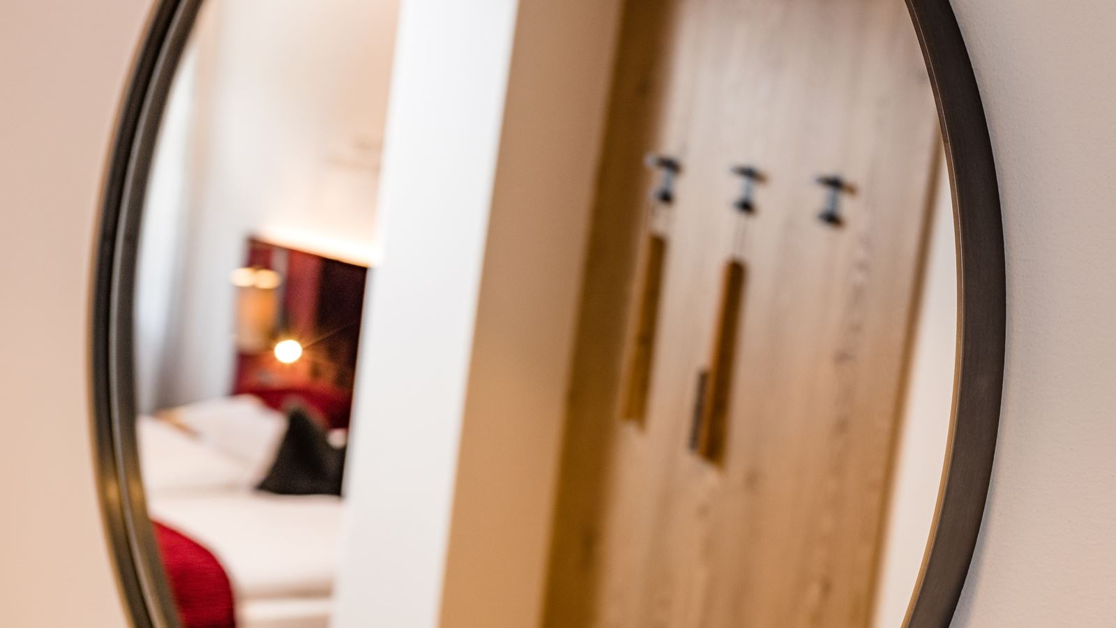 rooms-junior-suite-mountain-view