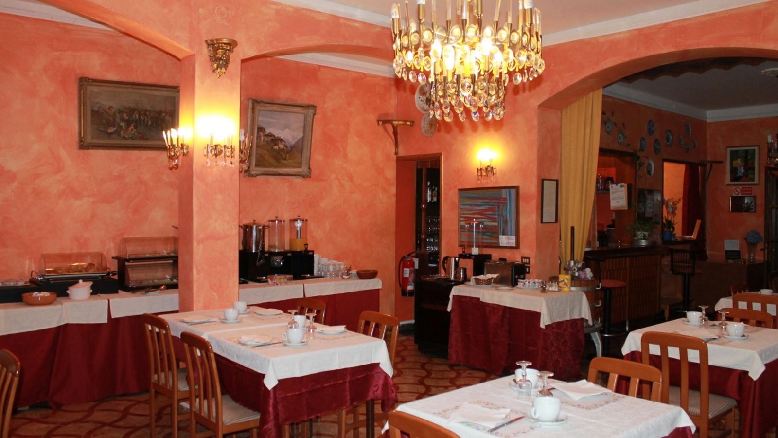 restaurants-restaurants