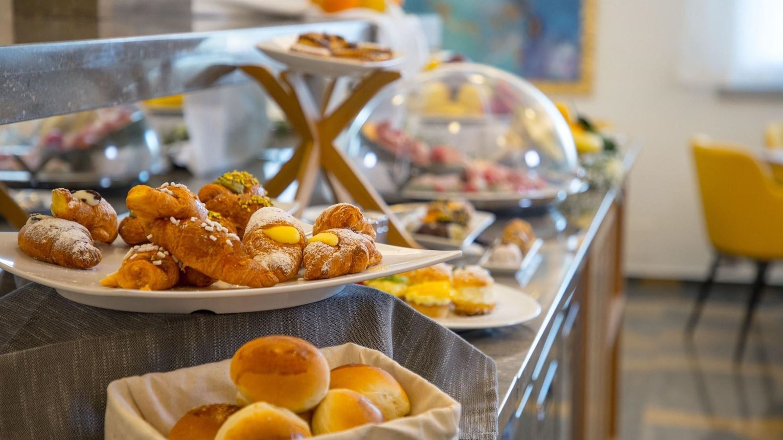 restaurants-restaurants