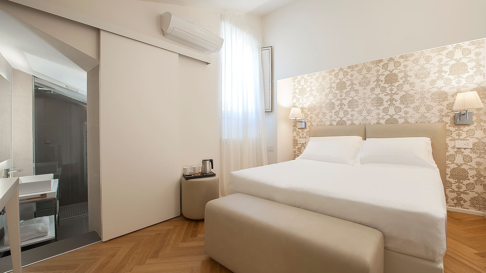 rooms-suite-standard