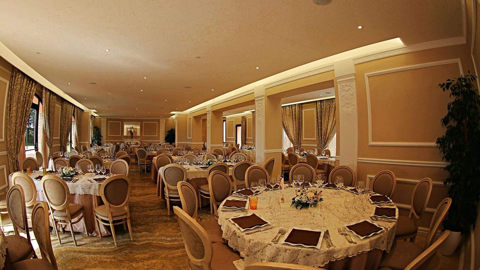 restaurants-restaurants