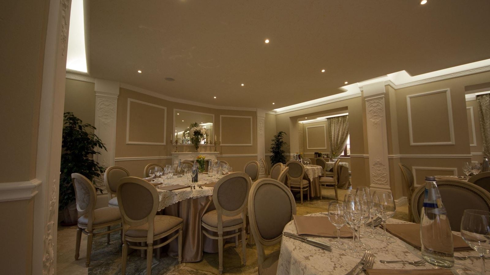 restaurants-restaurants