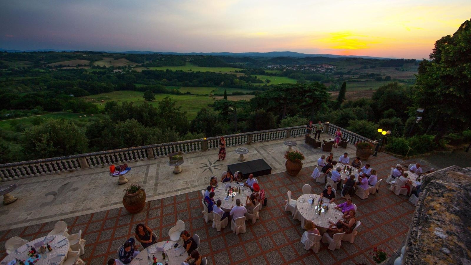 restaurants-restaurants