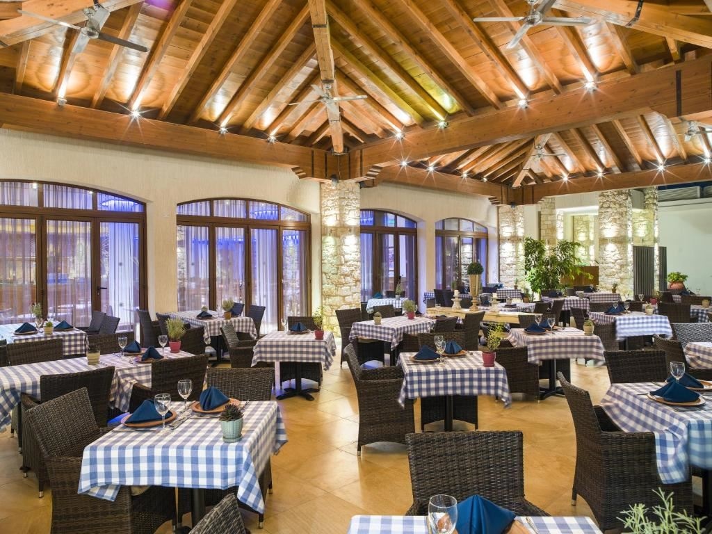 restaurants-restaurants