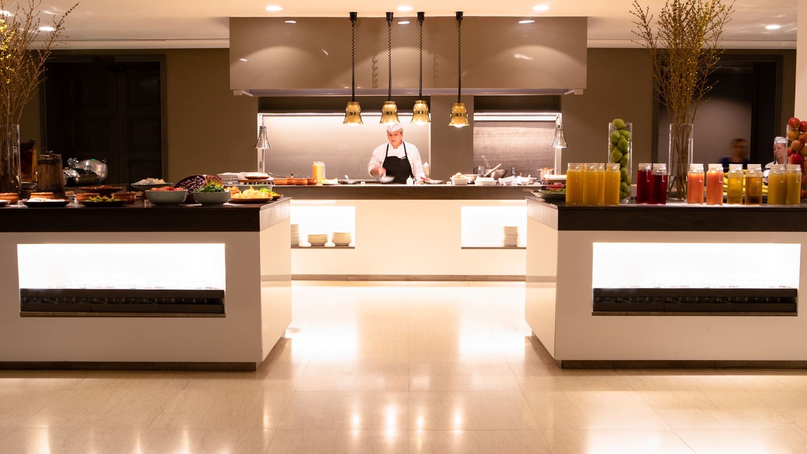 restaurants-restaurant