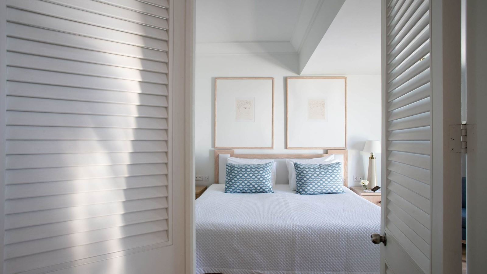 rooms-quad-standard-room