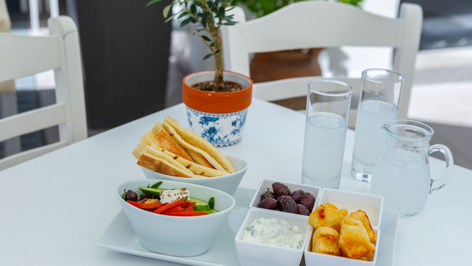 restaurants-restaurants