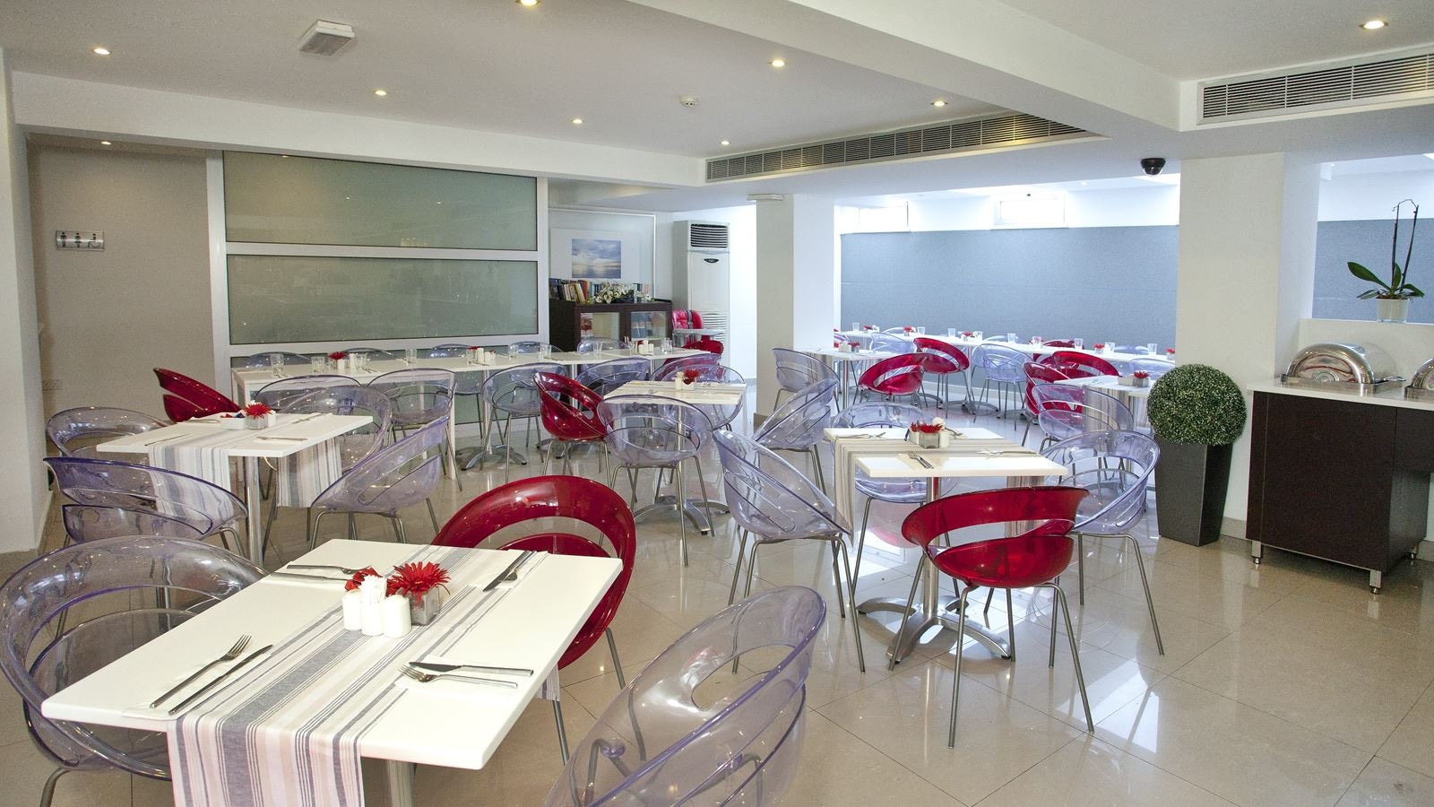 restaurants-restaurant