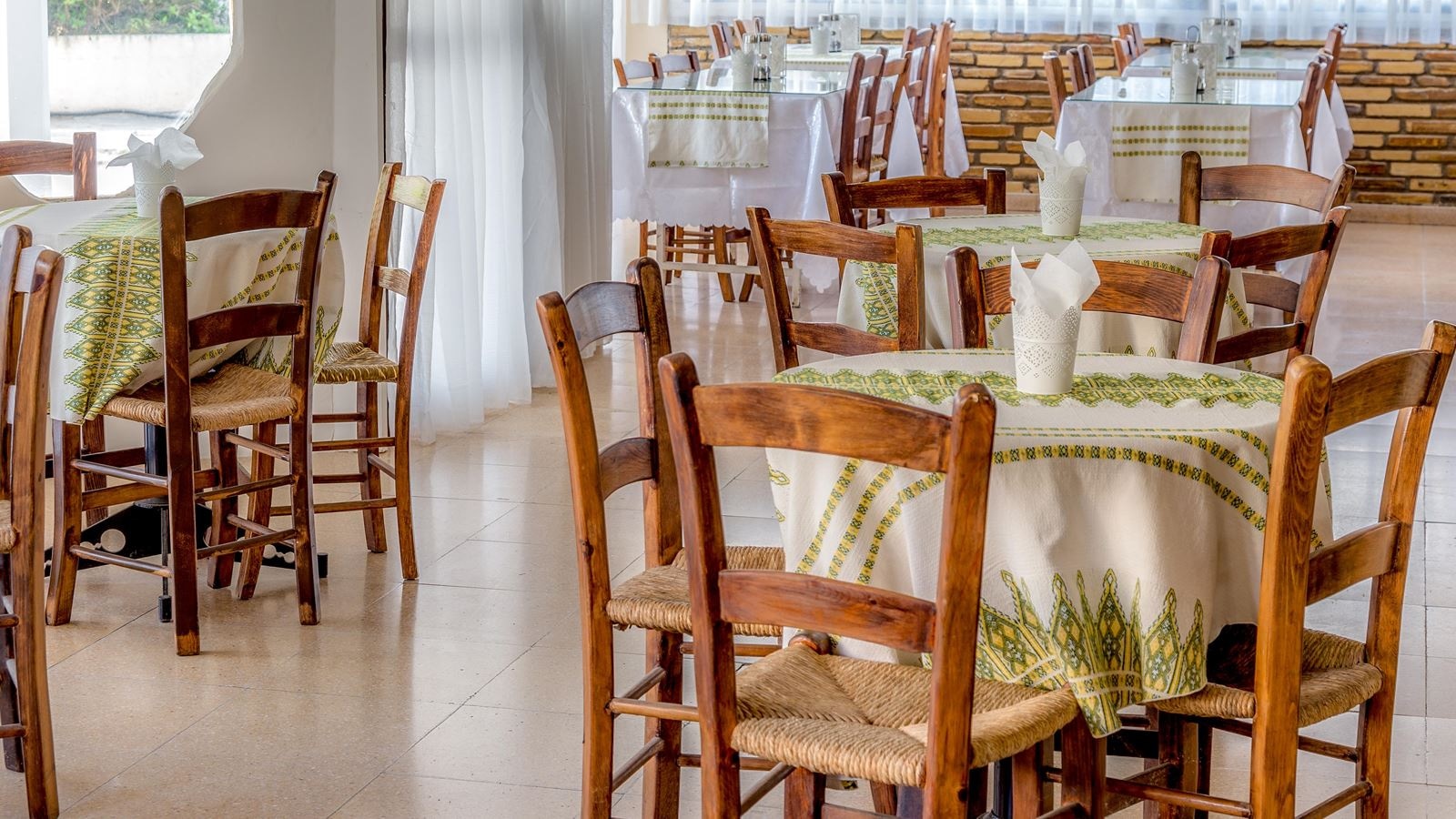 restaurants-restaurants