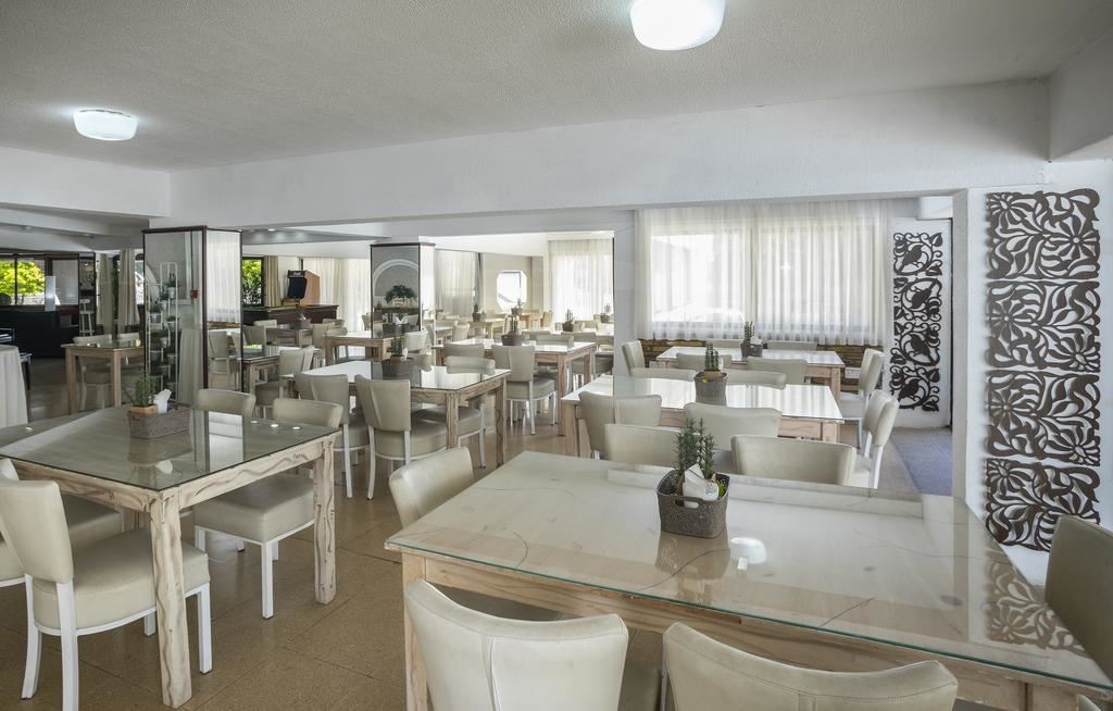 restaurants-restaurant