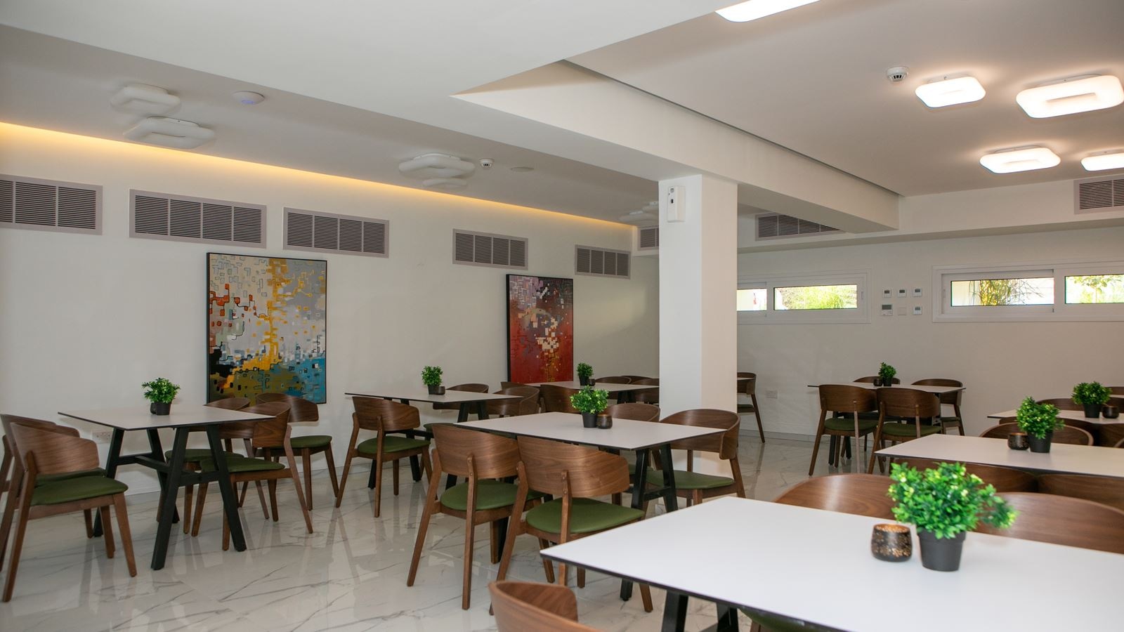 restaurants-hotel-restaurant