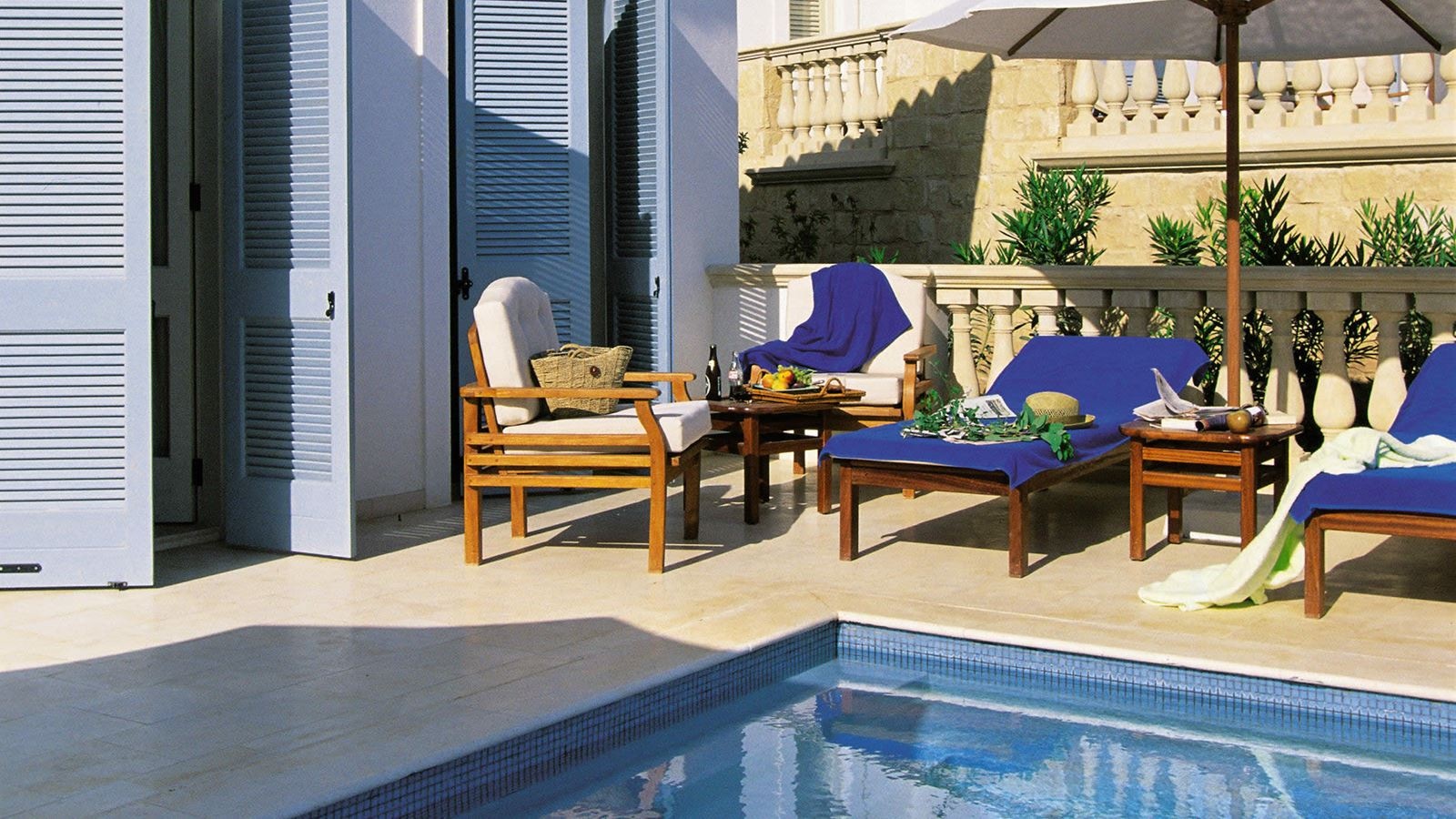 rooms-standard-juniorsuite-seaview-private-pool-