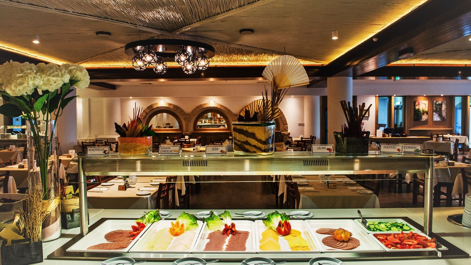 restaurants-restaurants