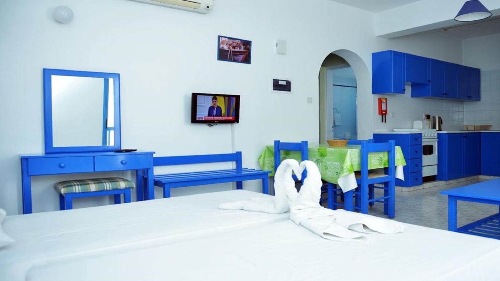 rooms-standard-studio-inland-view-balcony-or-terrace