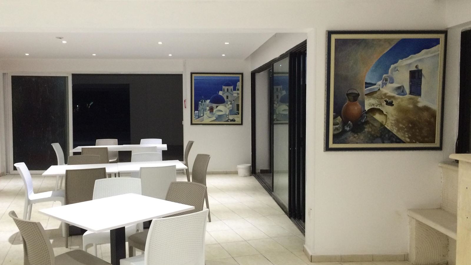 restaurants-restaurants