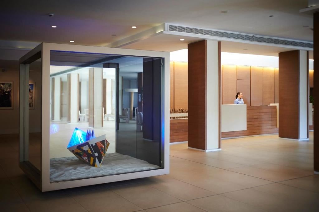 general-main-building