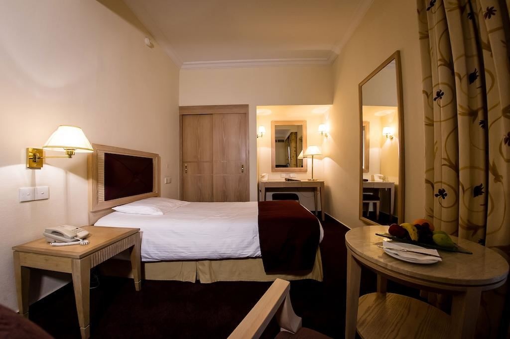 rooms-singleuse-standard-room