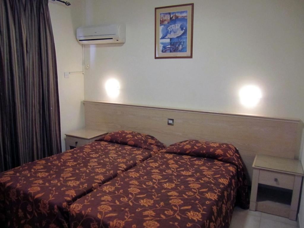 rooms-2-bedroom-standard-apartment