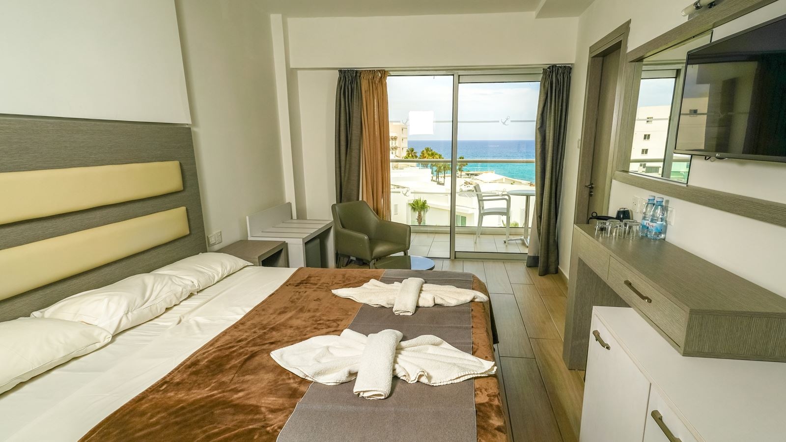 rooms-standard-room--sea-view-