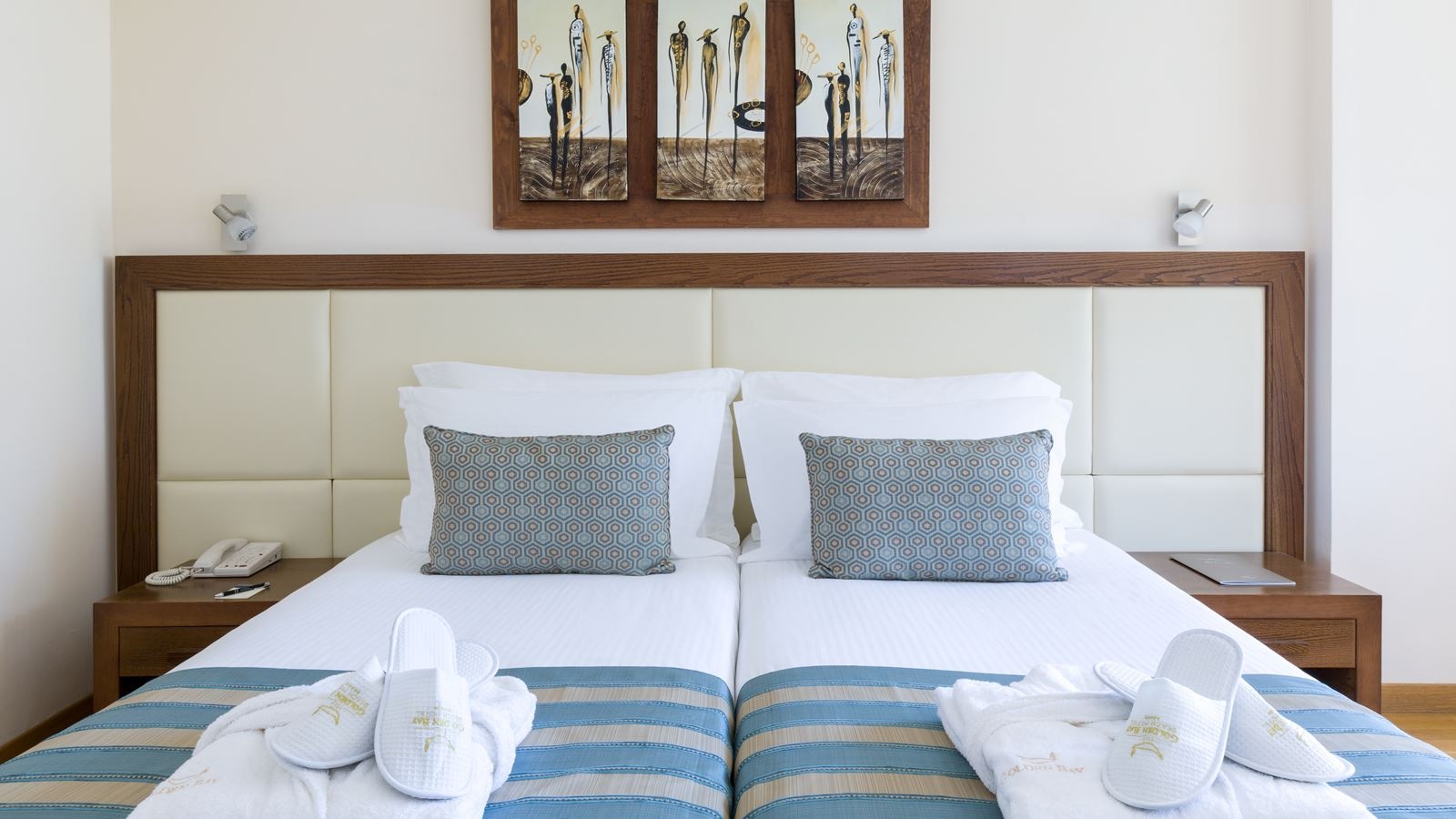 rooms-suite-with-jacuzzi