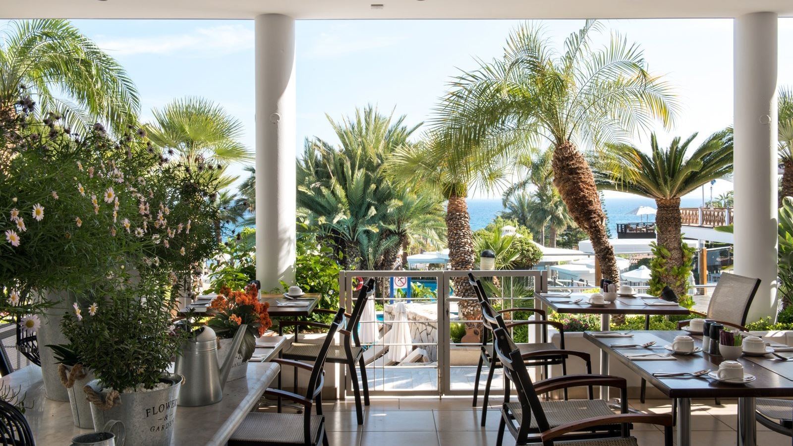 restaurants-aquaria-restaurant