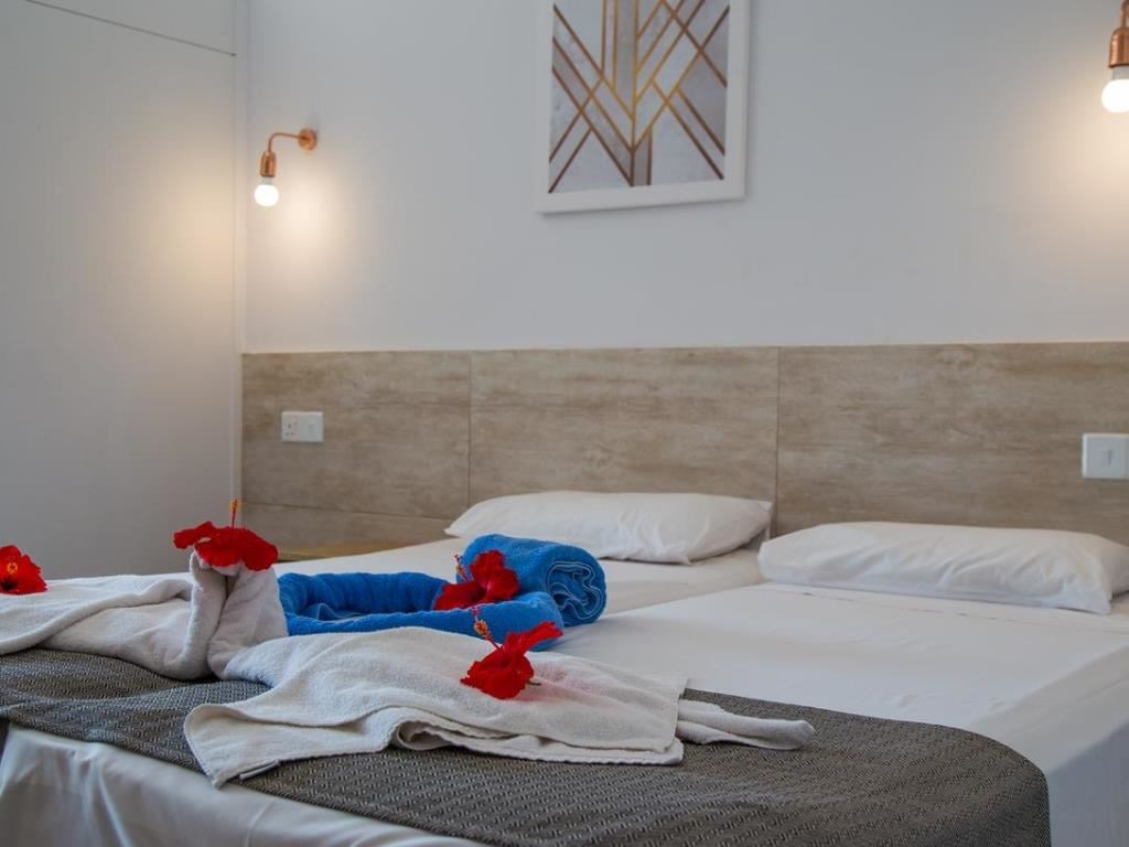 rooms-twin-standard-room-balcony-or-terrace