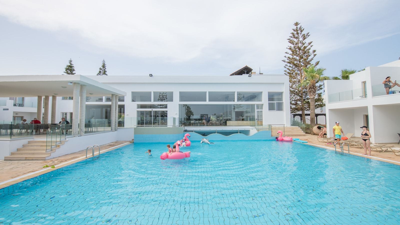 pools-outdoor-childrens-pool