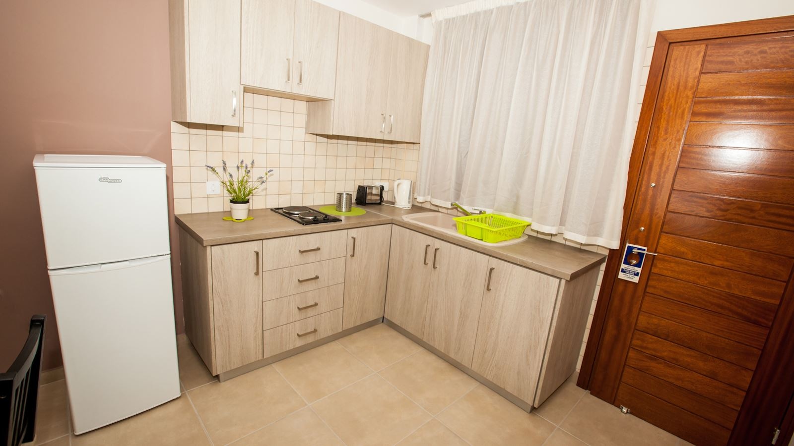 rooms-studio-superior-balcony