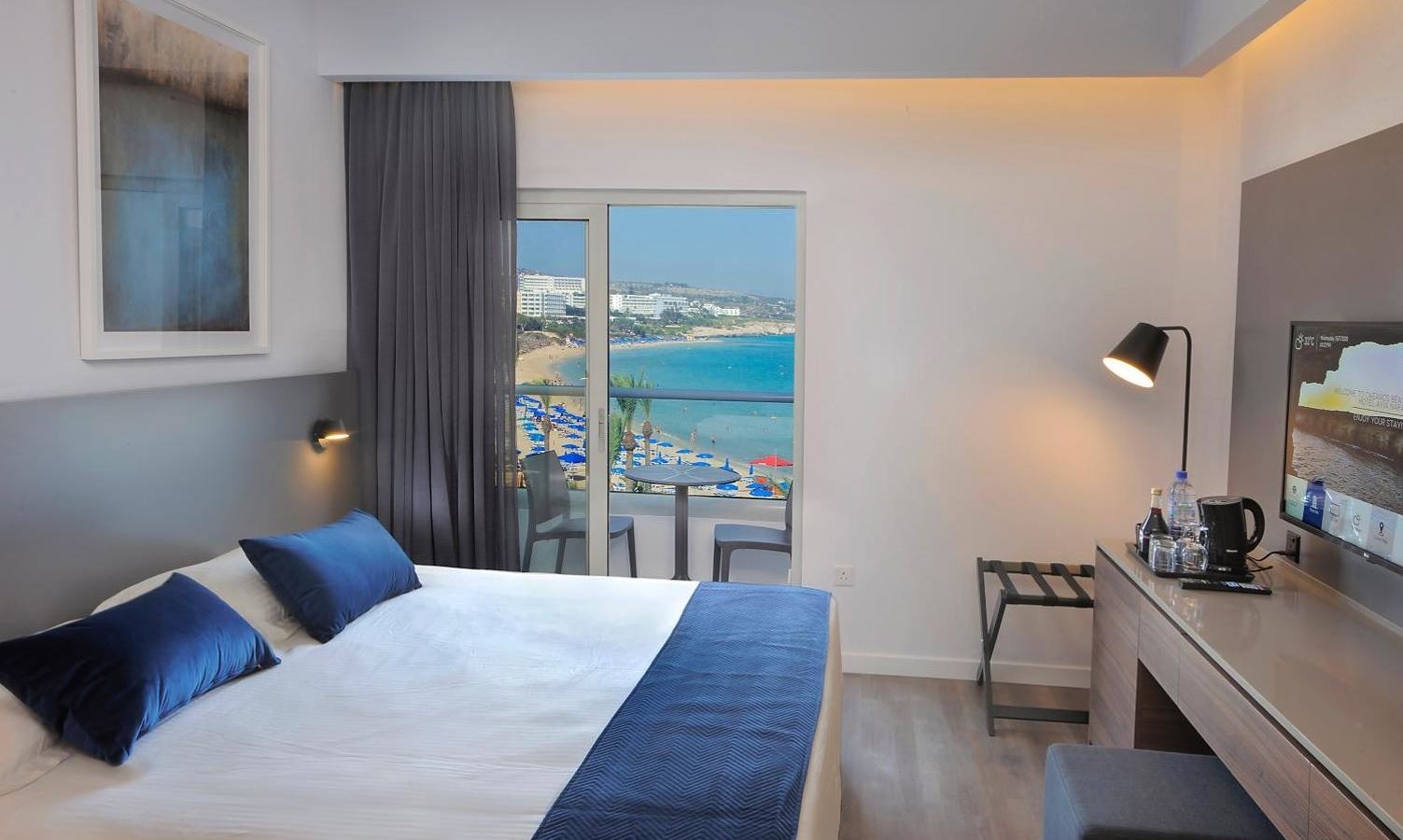 rooms-room-superior-seaview