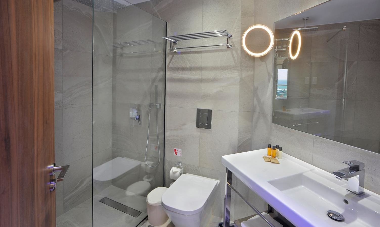 rooms-room-superior-single-mountainview