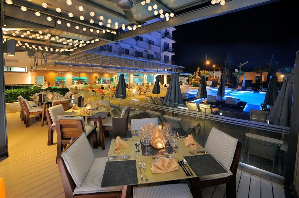 restaurants-thetis-lounge