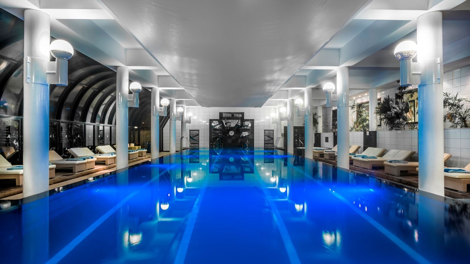 pools-indoor-pool