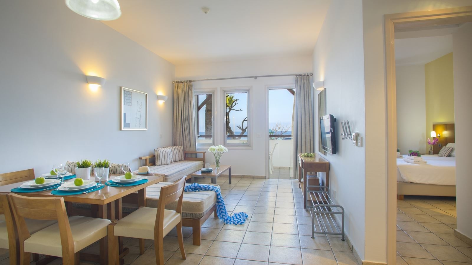 rooms-1-bedroom-apartment-lateralseaview-balcony-or-terrace