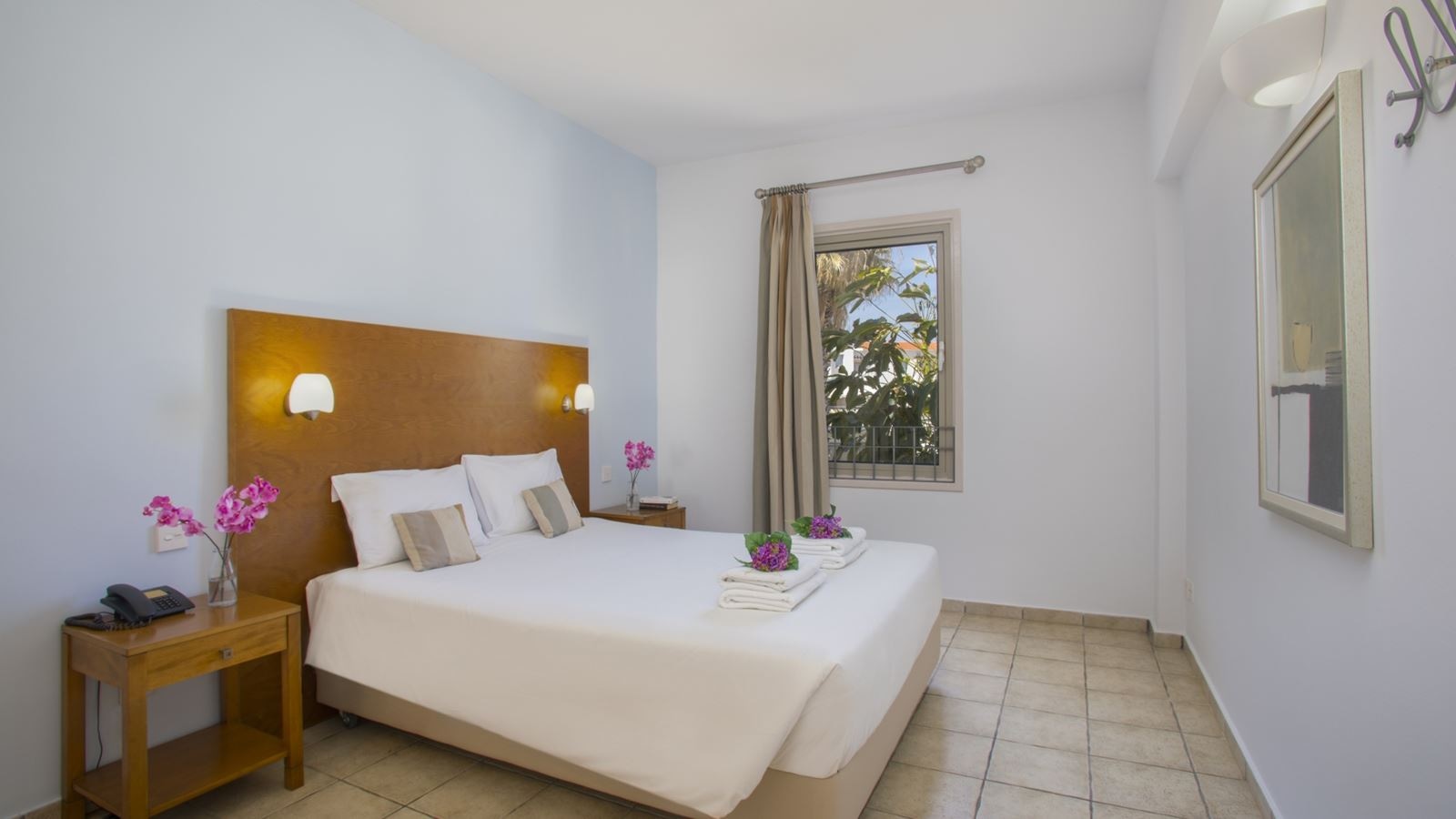 rooms-2-bedroom-standard-apartment-lateralseaview-balcony-or-terrace