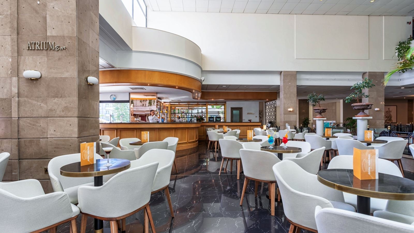 bars-atrium-bar