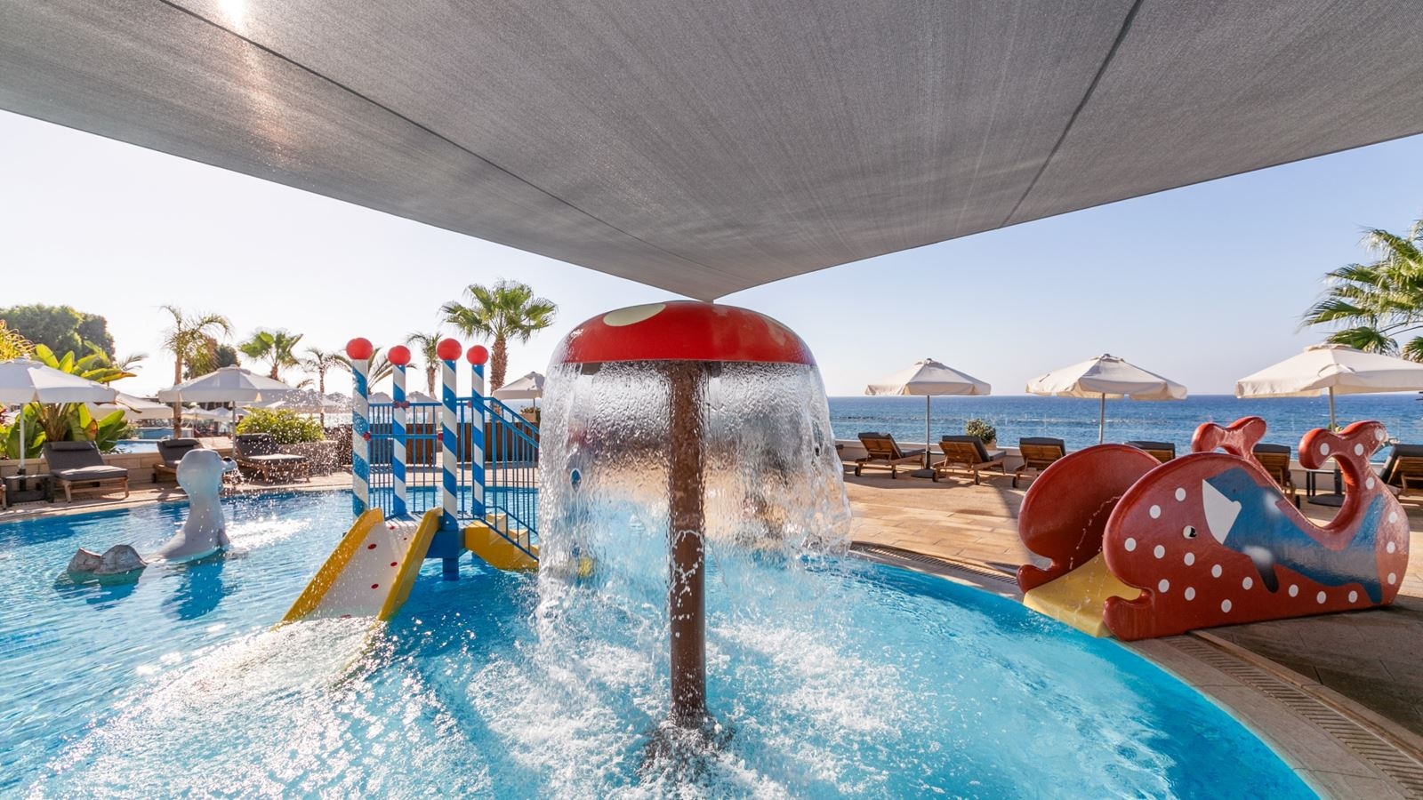 pools-outdoor-childrens-pool